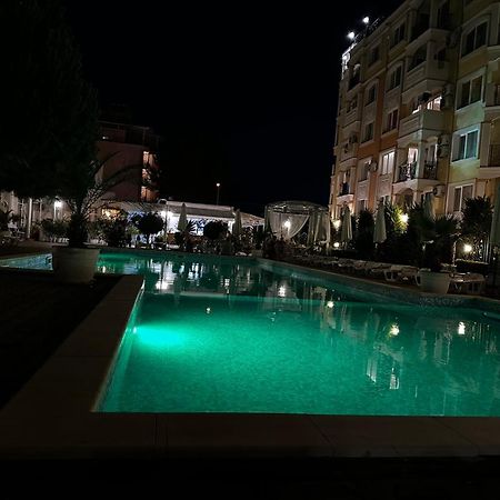 Vanilla Garden Apartments 阳光海滩 外观 照片