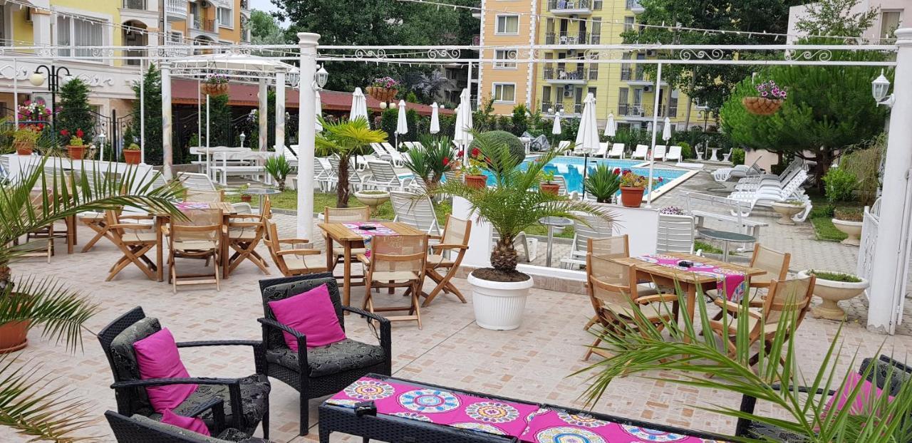 Vanilla Garden Apartments 阳光海滩 外观 照片