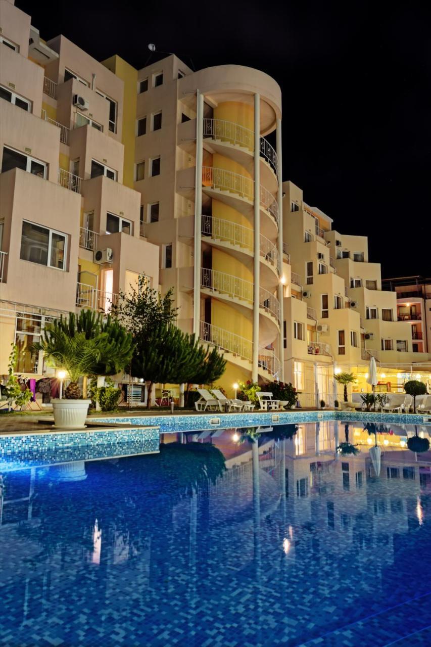 Vanilla Garden Apartments 阳光海滩 外观 照片