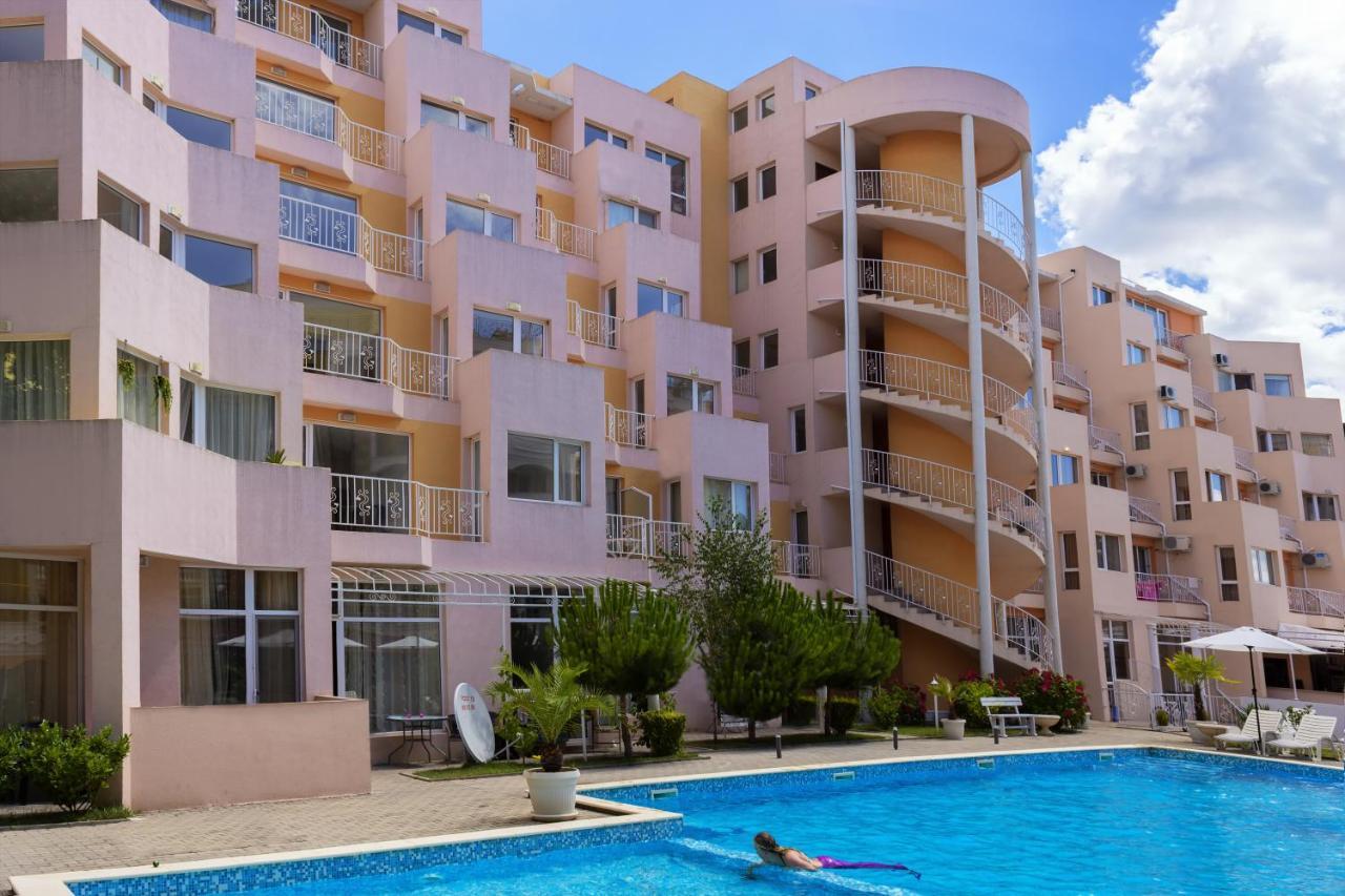 Vanilla Garden Apartments 阳光海滩 外观 照片