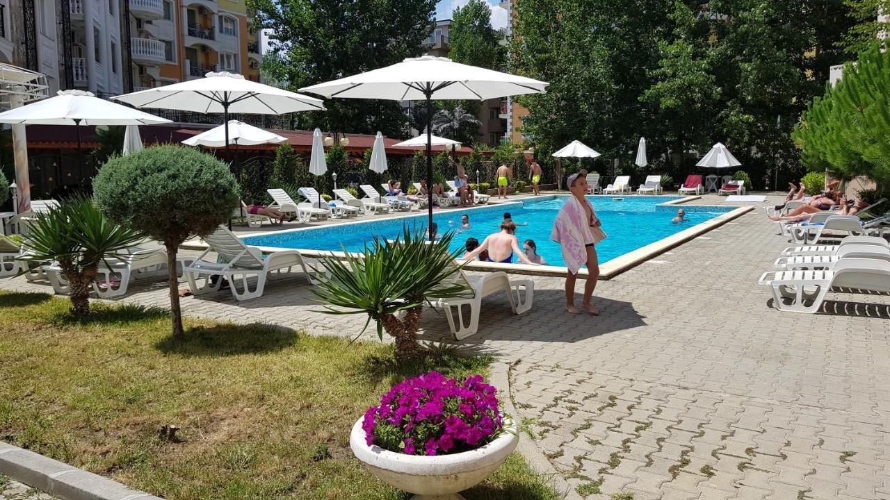 Vanilla Garden Apartments 阳光海滩 外观 照片